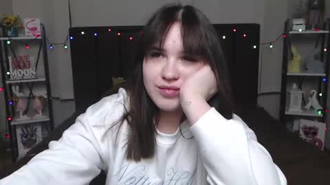 LauraHlot online show from 02.09.25