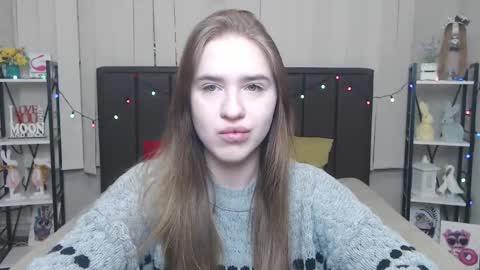 LauraHlot online show from 09.10.25