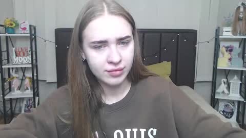 LauraHlot online show from 09.25.25