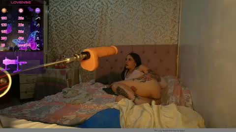 Snapshot of lauraimontoya5 chatting on 05.28.26 brillante online show from 05.28.26