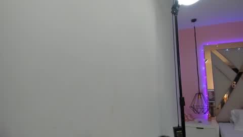 laura  online show from 02.28.26