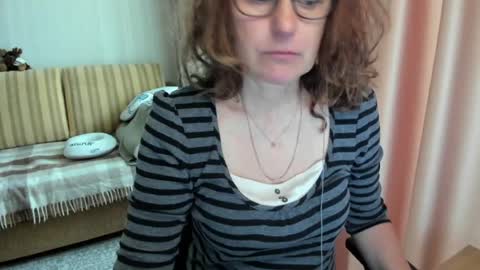 Lauraoven1 online show from 05.27.26