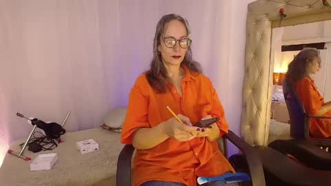 Laura Sofia online show from 05.07.26