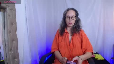 Laura Sofia online show from 05.14.26