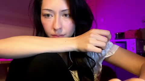 laurelimaino online show from 06.24.26