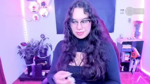  Im Lauren  independent model   online show from 02.20.25