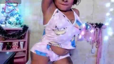 Lauren online show from 12.23.24