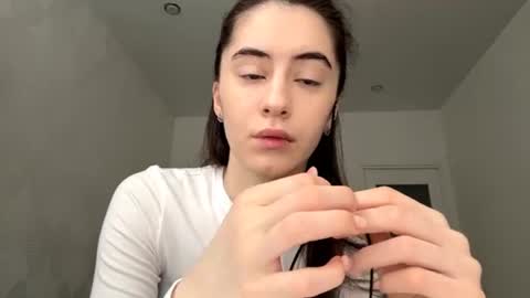 Snapshot of laurenadupuy chatting on 06.17.26 laurenadupuy online show from 06.17.26