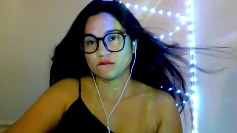 onlyfan laureng7 - 7 laureng2 online show from 11.18.25