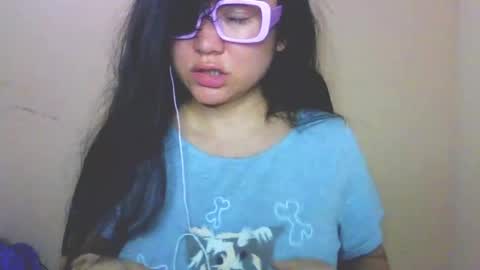 onlyfan laureng7 - 7 laureng2 online show from 03.23.26