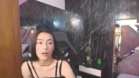 LaurenHazel  online show from 11.05.25