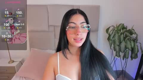 laurenn_smitth online show from 09.25.25
