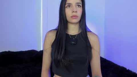 Snapshot of laurensmith9 chatting on 11.29.25 laurensmith9 online show from 11.29.25