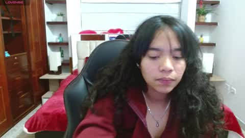 Snapshot of laurent1_ chatting on 02.11.25 laurent online show from 02.11.25