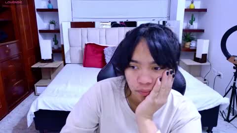 Snapshot of laurent1_ chatting on 09.13.25 laurent online show from 09.13.25