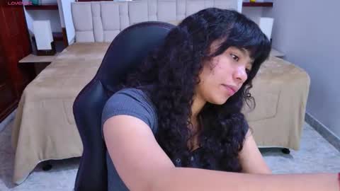 Snapshot of laurent1_ chatting on 09.30.25 laurent online show from 09.30.25