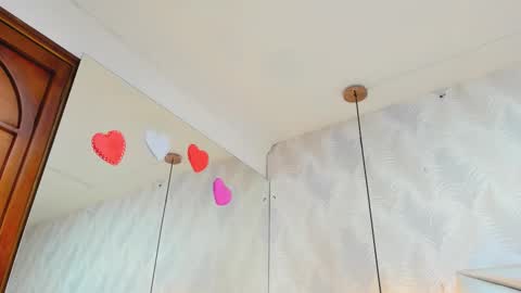 Laurent online show from 11.27.25