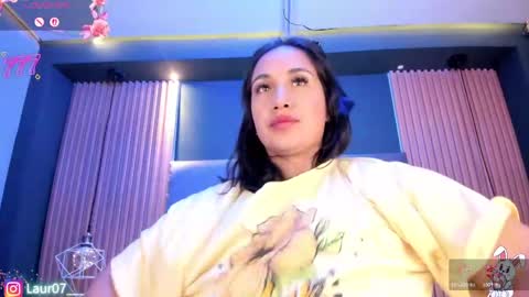 Lau Roberts online show from 04.07.26