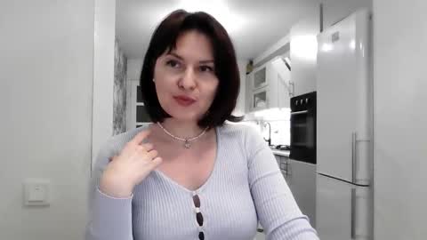 Snapshot of lavender_victoria chatting on 11.27.25 Diana online show from 11.27.25