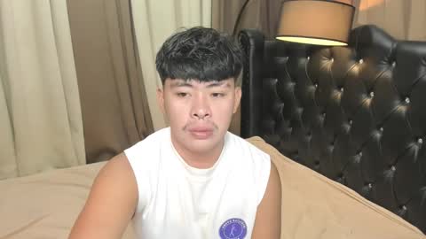 Snapshot of lavenderandrea69 chatting on 10.19.25 ANDREA online show from 10.19.25