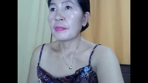 lavine1983 online show from 09.15.25