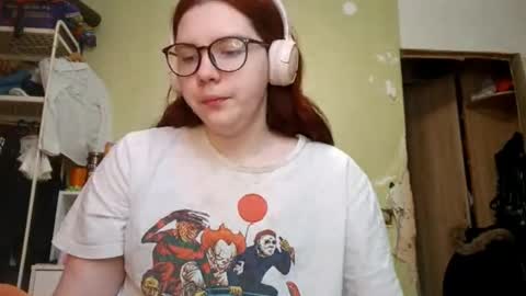 Snapshot of lavonesorge chatting on 02.11.26 Adeline online show from 02.11.26