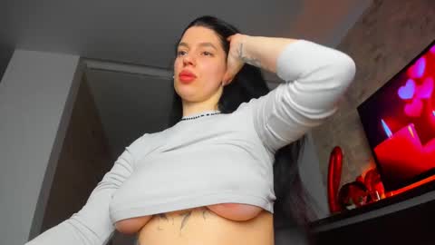 Snapshot of laya_moon chatting on 01.27.25 LayaMoon online show from 01.27.25