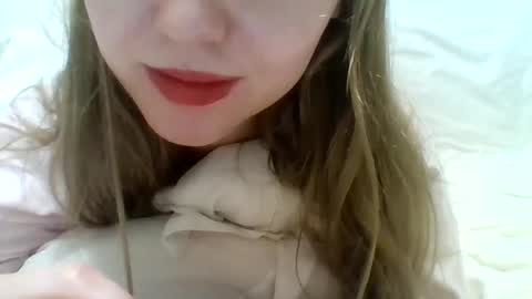 layannalea online show from 12.09.24