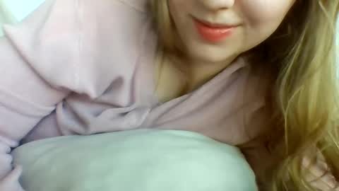 layannalea online show from 01.21.25