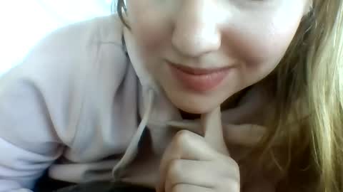 layannalea online show from 01.29.25