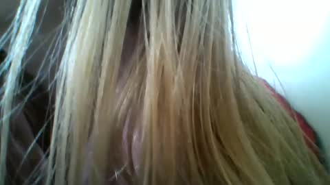 layannalea online show from 03.04.25