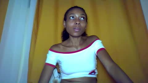 layannek online show from 11.30.25