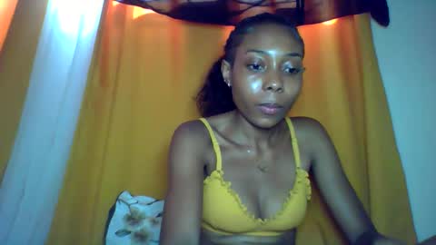 layannek online show from 12.03.25