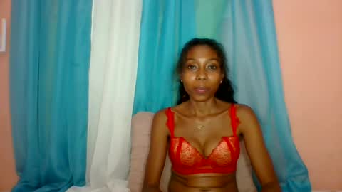 Snapshot of layannek chatting on 06.26.26 layannek online show from 06.26.26