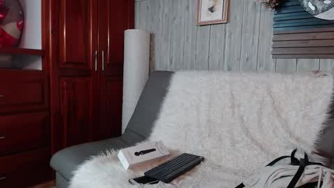 Layla online show from 01.18.26