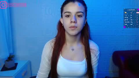 Snapshot of layla_castilloo chatting on 02.09.25 Layla online show from 02.09.25
