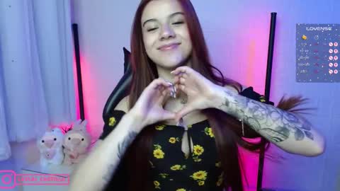 Snapshot of layla_castilloo chatting on 03.11.25 Layla online show from 03.11.25
