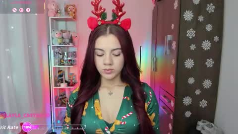 Layla online show from 11.18.25