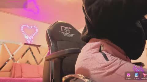 laylafoxy_tay online show from 12.02.25