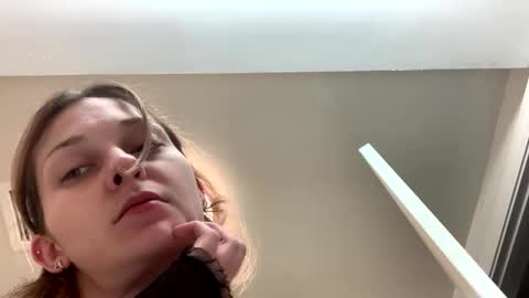 Snapshot of laylajade517 chatting on 12.18.25 Layla Jade online show from 12.18.25