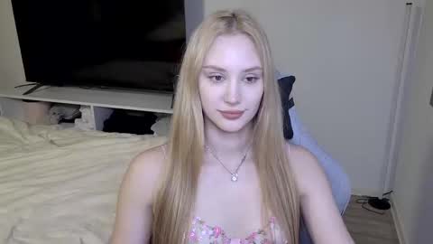 Snapshot of laylapretty001 chatting on 03.02.26 LaylaPretty001 online show from 03.02.26