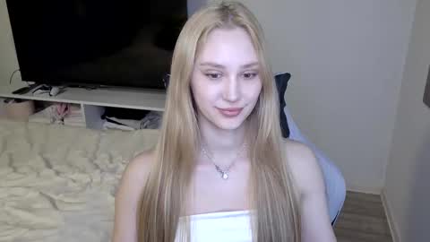 Snapshot of laylapretty001 chatting on 03.12.26 LaylaPretty001 online show from 03.12.26