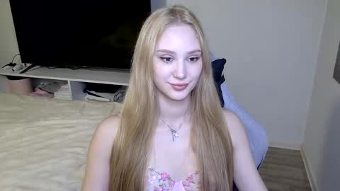 Snapshot of laylapretty001 chatting on 03.13.26 LaylaPretty001 online show from 03.13.26