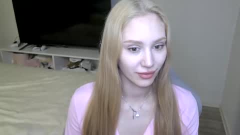 Snapshot of laylapretty001 chatting on 03.25.26 LaylaPretty001 online show from 03.25.26