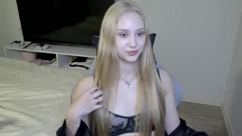 Snapshot of laylapretty001 chatting on 03.30.26 LaylaPretty001 online show from 03.30.26