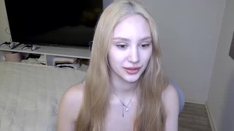 Snapshot of laylapretty001 chatting on 04.06.26 LaylaPretty001 online show from 04.06.26