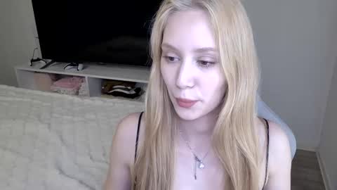 Snapshot of laylapretty001 chatting on 05.05.26 LaylaPretty001 online show from 05.05.26