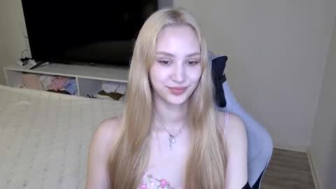 Snapshot of laylapretty001 chatting on 05.20.26 LaylaPretty001 online show from 05.20.26