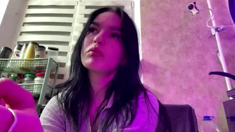 Snapshot of laylawintz chatting on 03.23.26 Luna online show from 03.23.26