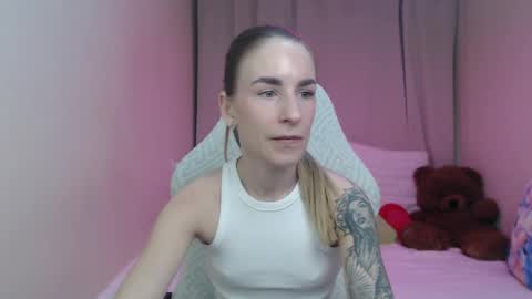 Snapshot of laymablast chatting on 03.28.26 laymablast online show from 03.28.26